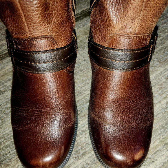 Earth Origins Brown Leather Riding Boots for Women - Picture 5 of 7